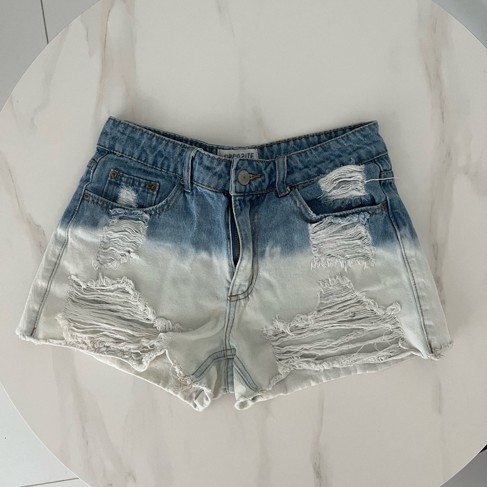 NEW TOPSHOP MOTO MOM Ripped Denim Shorts Size 36